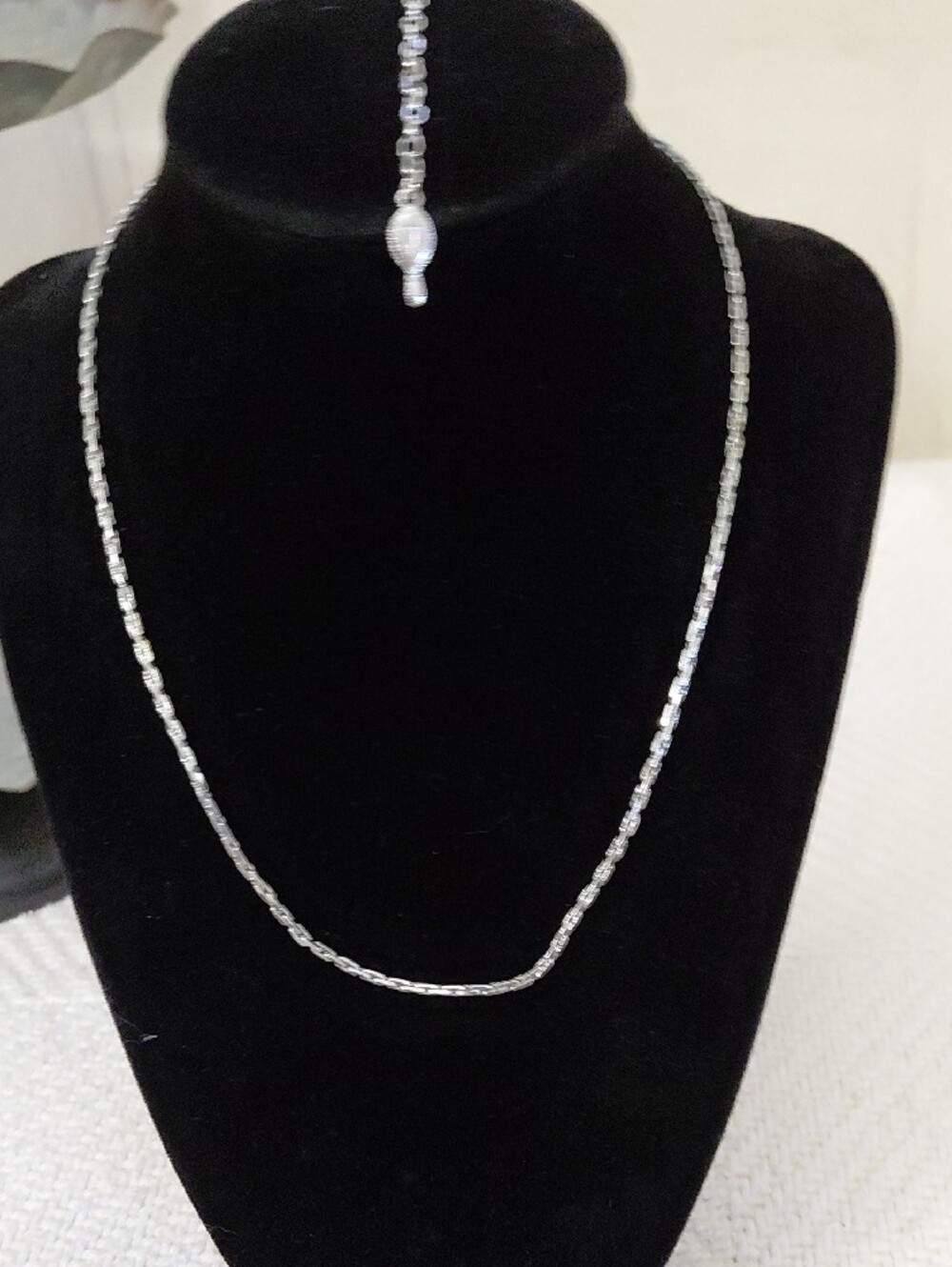 Box Chain Necklace - Picture 5 of 5